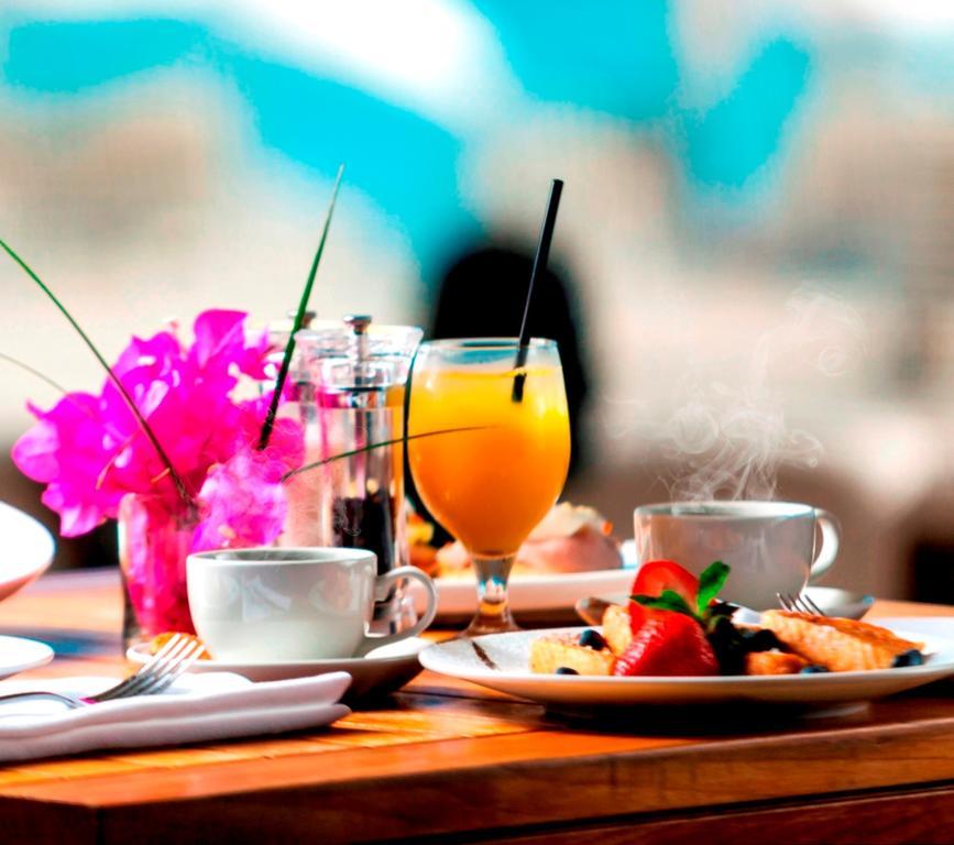 Holland House Beach Hotel ฟิลิปส์เบิร์ก ภายนอก รูปภาพ