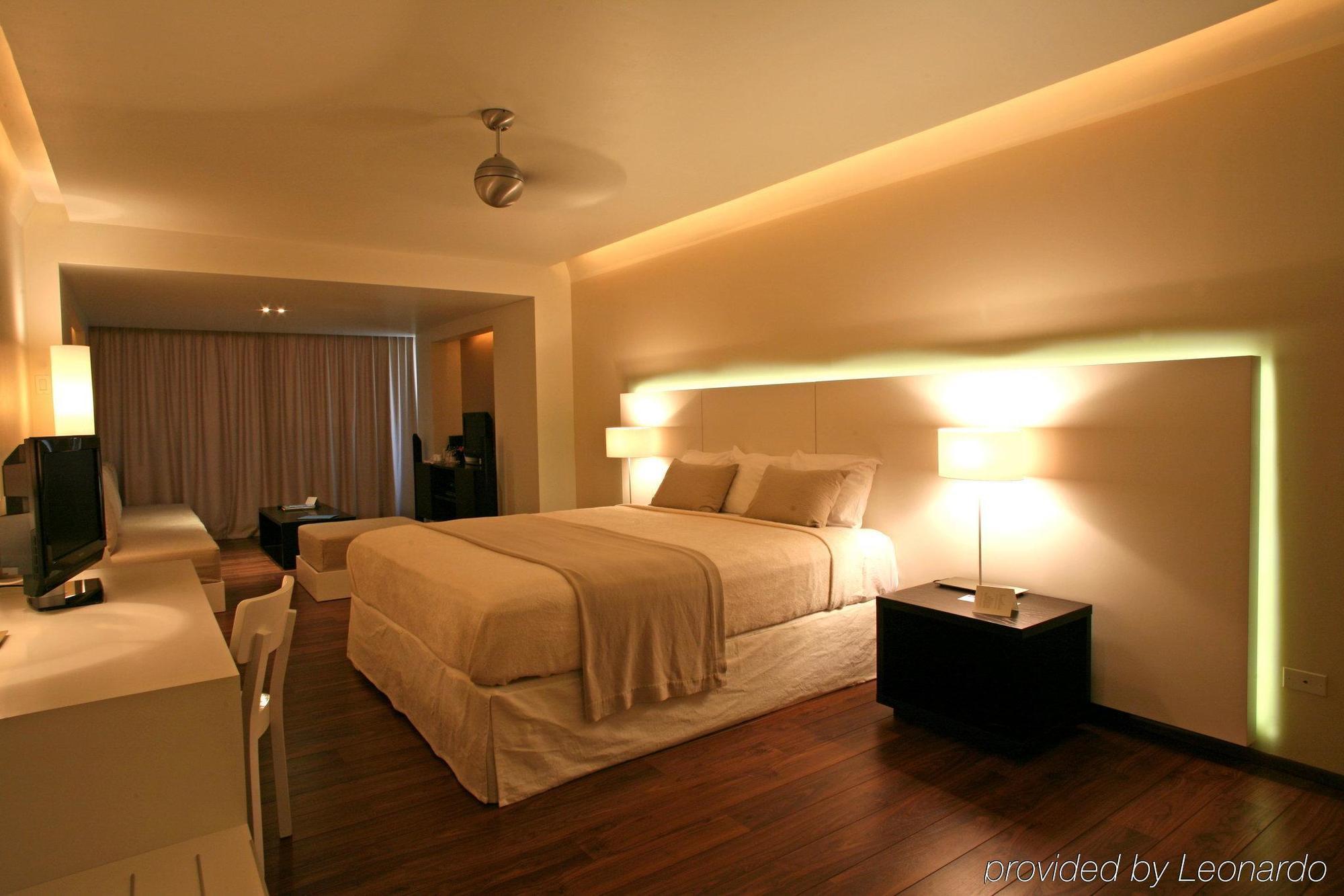 Holland House Beach Hotel ฟิลิปส์เบิร์ก ภายนอก รูปภาพ